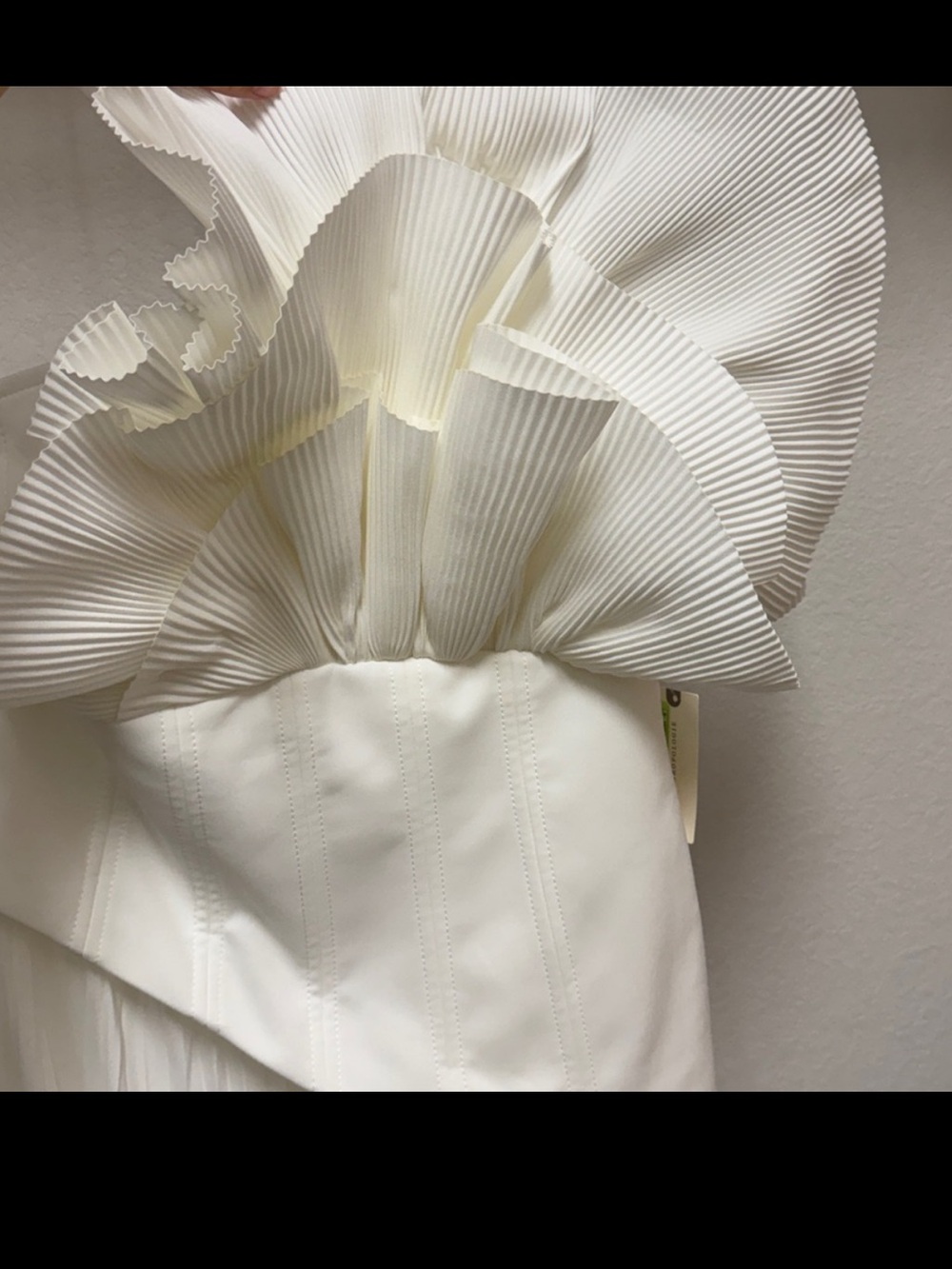 Acler Whittington Wedding Gown - Picture 5 of 10